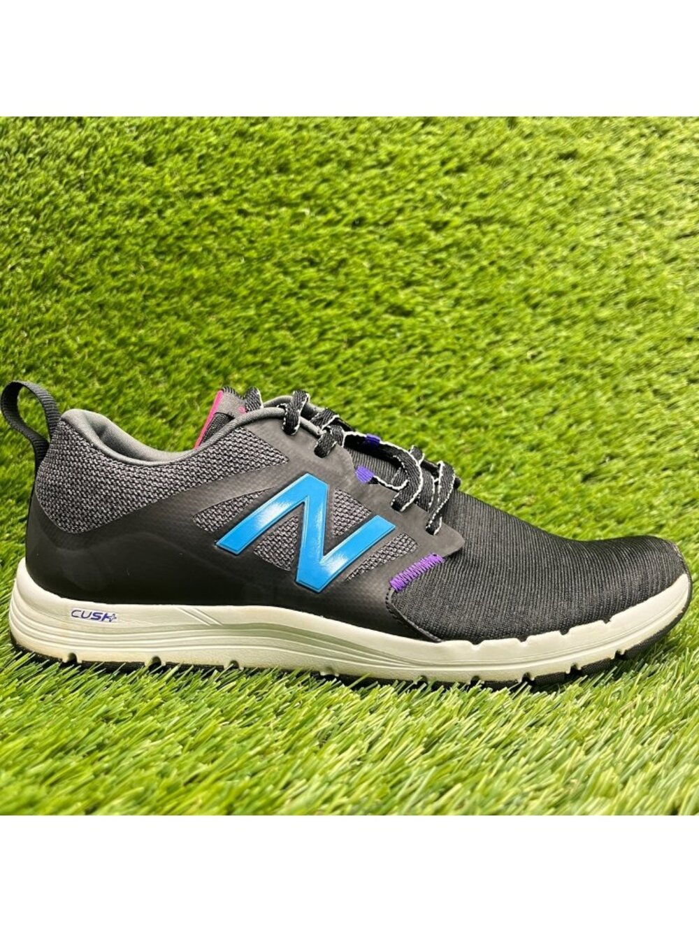 New Balance 577 v5 Womens Size 7D Black Blue Athletic Running Shoes Sneakers